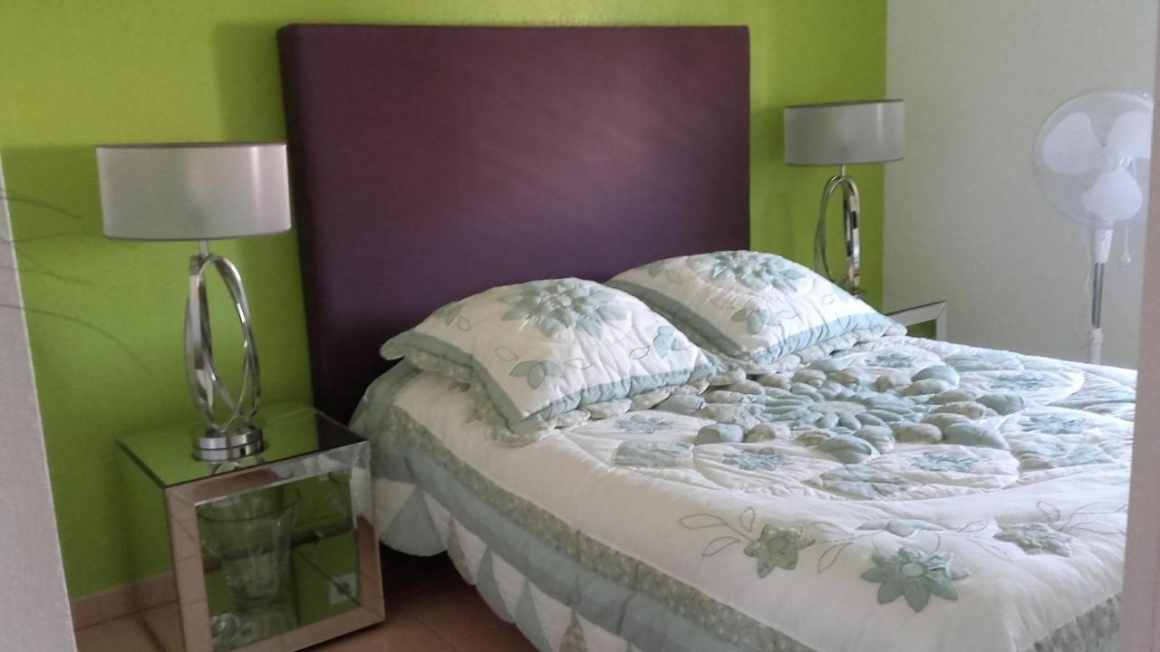 Location Chambre 2 Personnes Chez Angela Канни Екстер'єр фото