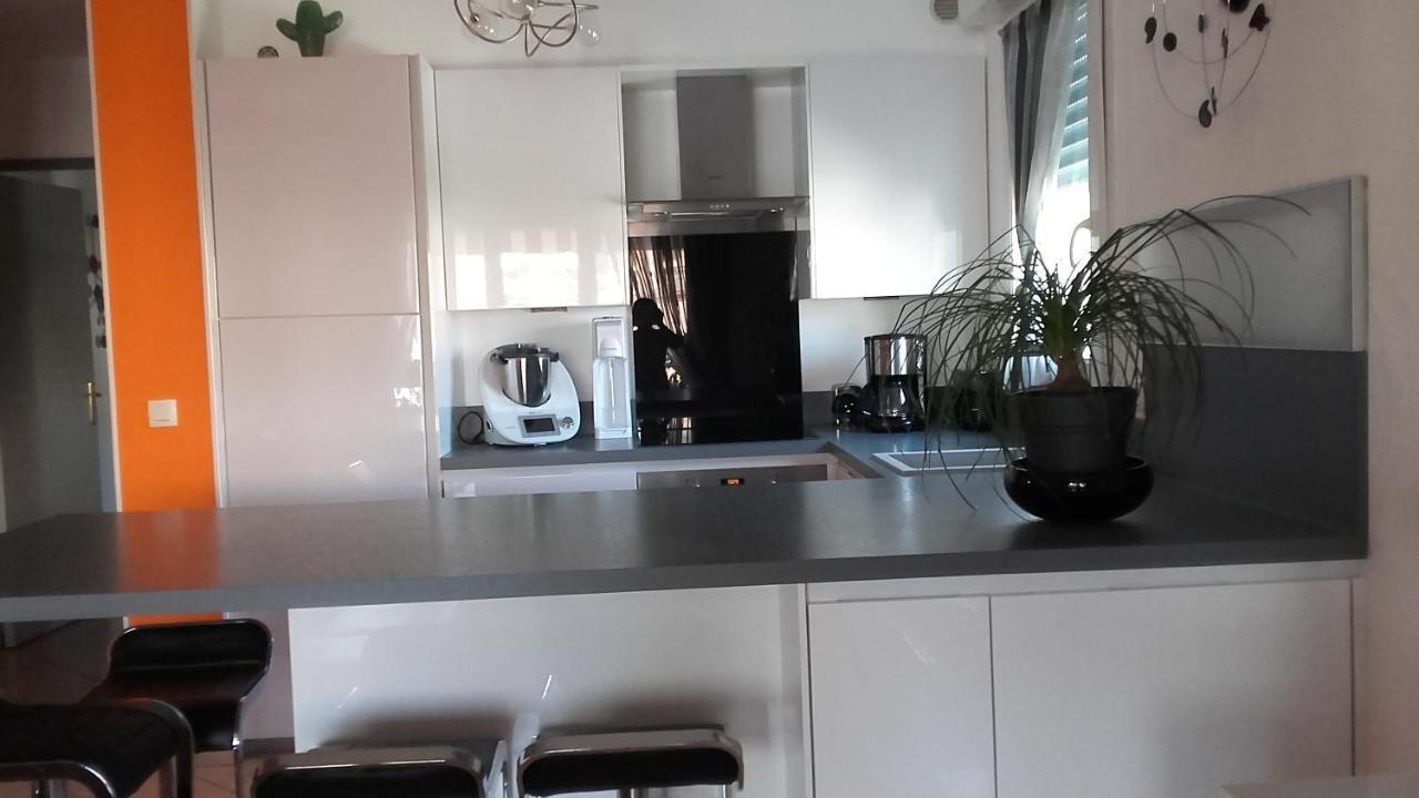 Location Chambre 2 Personnes Chez Angela Канни Екстер'єр фото
